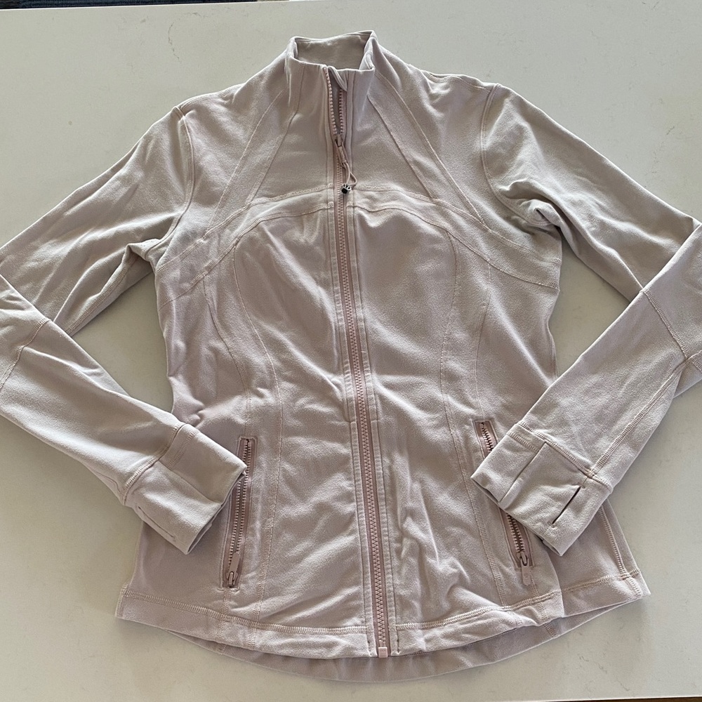 Define Jacket Luon